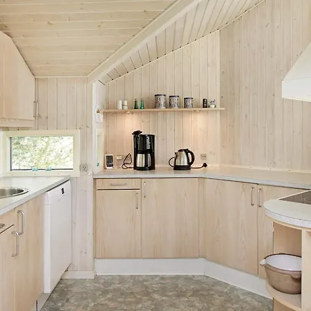 8 Person In Nordenbro Vesteregn